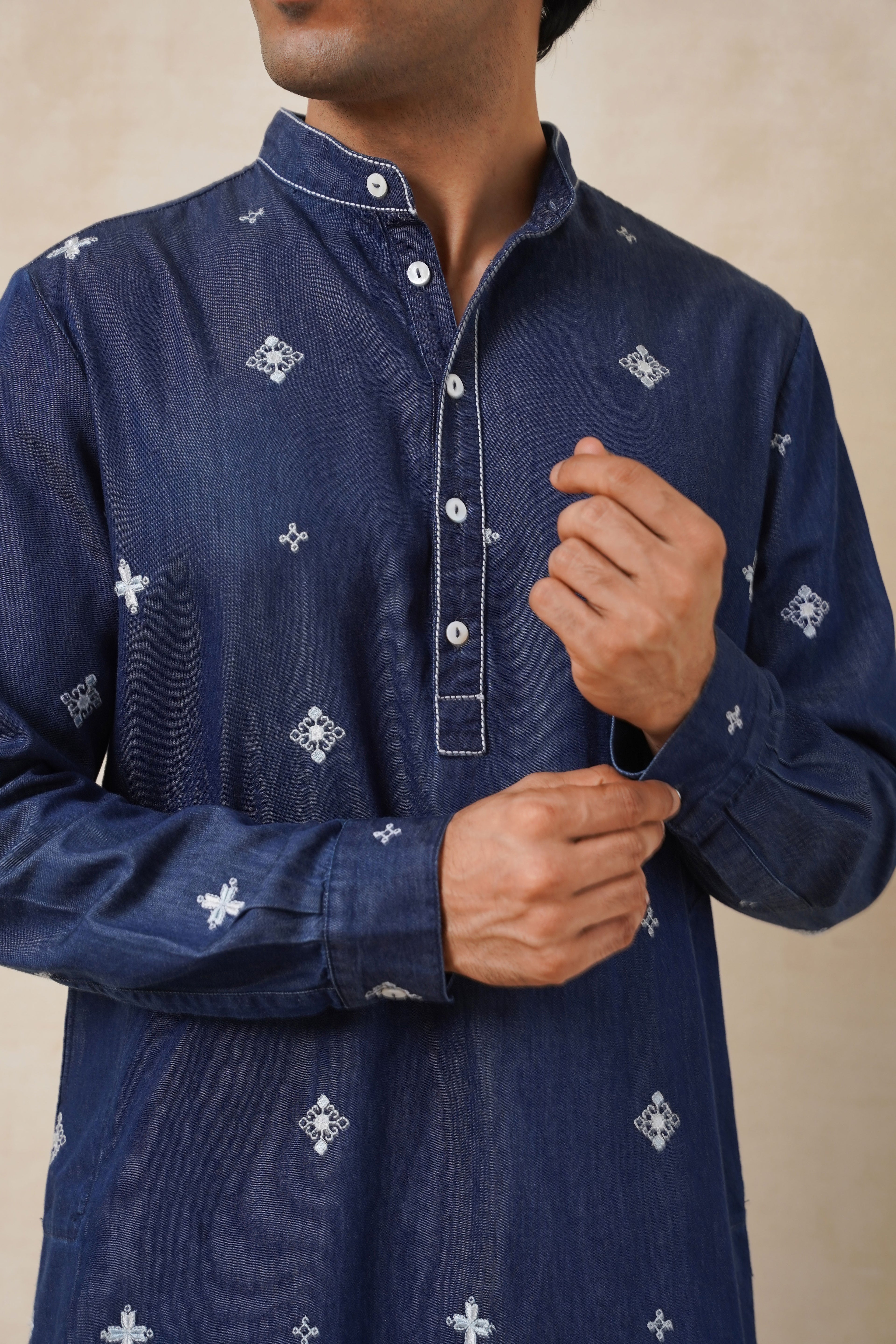 SHORT DENIM EMB.KURTA SET DARK INDIGO
